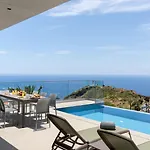 Ourmadeira - Grandview Cristo Rei *