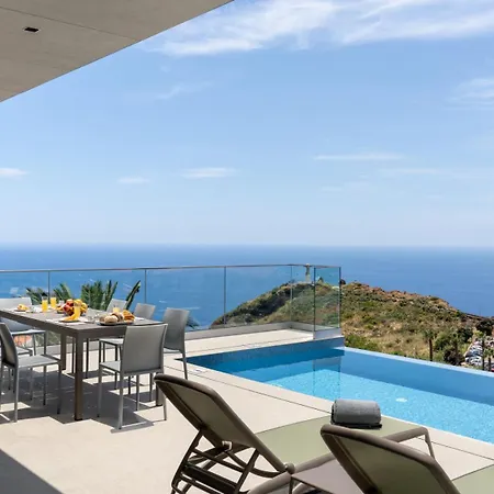 Ourmadeira - Grandview Cristo Rei *