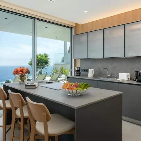 Ourmadeira - Grandview Cristo Rei