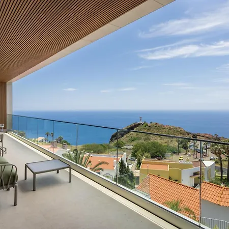 Ourmadeira - Grandview Cristo Rei Garajau