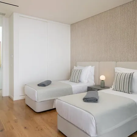 Ourmadeira - Grandview Cristo Rei Garajau